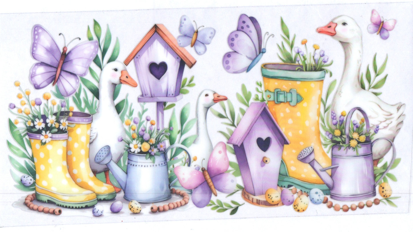Ducks,Bird house